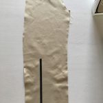 補強用にテープを貼る