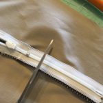 6-7 余分なファスナーを切る